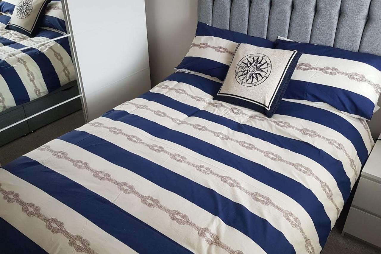 3 Bedroom Deganwy Sea View Beach House Ll31 ภายนอก รูปภาพ