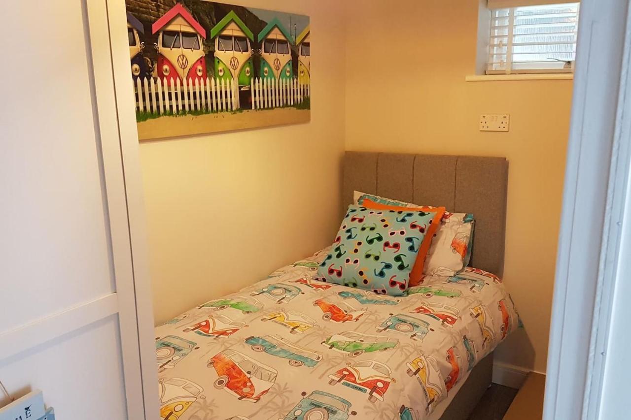 3 Bedroom Deganwy Sea View Beach House Ll31 ภายนอก รูปภาพ