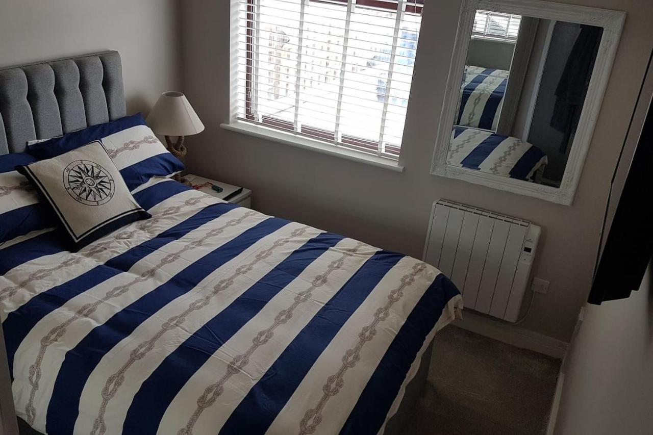 3 Bedroom Deganwy Sea View Beach House Ll31 ภายนอก รูปภาพ