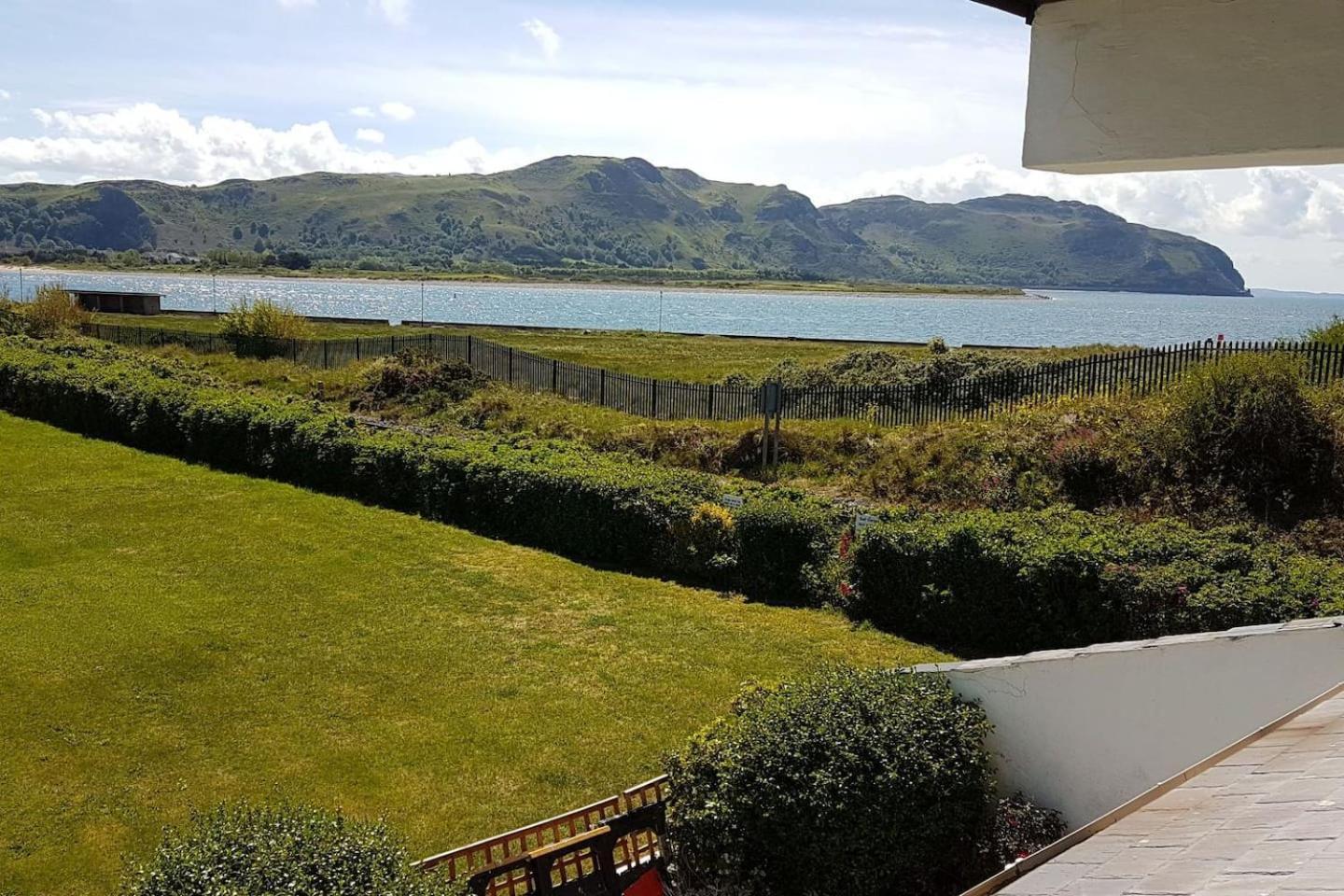 3 Bedroom Deganwy Sea View Beach House Ll31 ภายนอก รูปภาพ